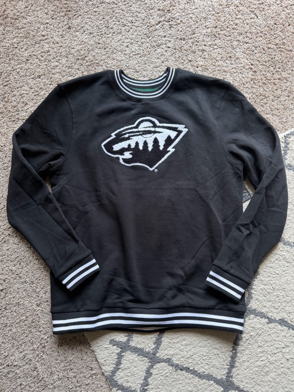 NWT Minnesota Wild Sweatshirt